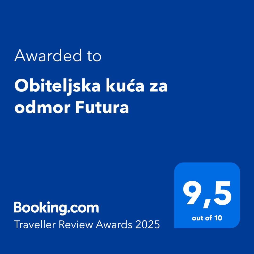 Obiteljska Kuca Za Odmor Futura Villa Milna  Eksteriør bilde